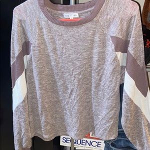 Lightweight long sleeve fitz and Eddi